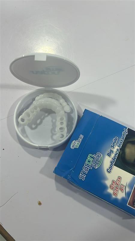 Perfect Smile Snap-On Veneers | Instant Teeth Whitening Cover | Natural Looking Cosmetic Dental Veneers